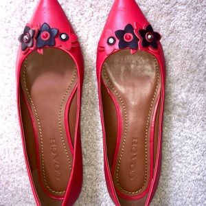 Coach flats